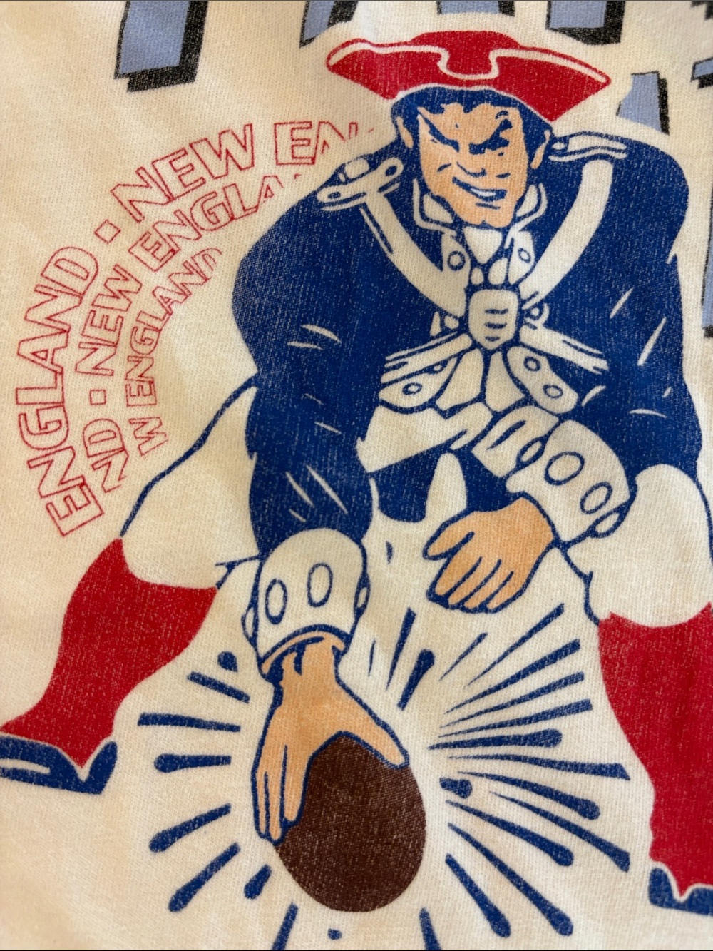 Patriots Graphic Tee - Picture 3 of 4